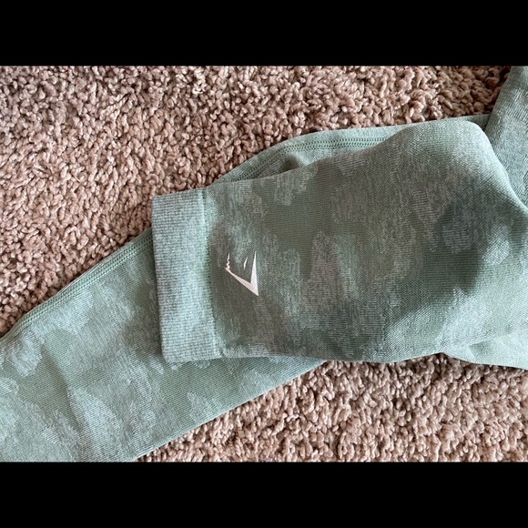 Gymshark set - Picture 5 of 5